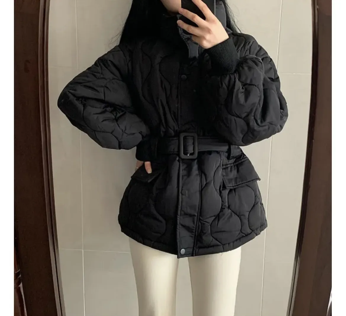 Women Winter Warm Thick Cotton Coat 2025 New Women With Belt Stand Collar Cotton Padded Jacket Korean Loose Women Parka Outwear