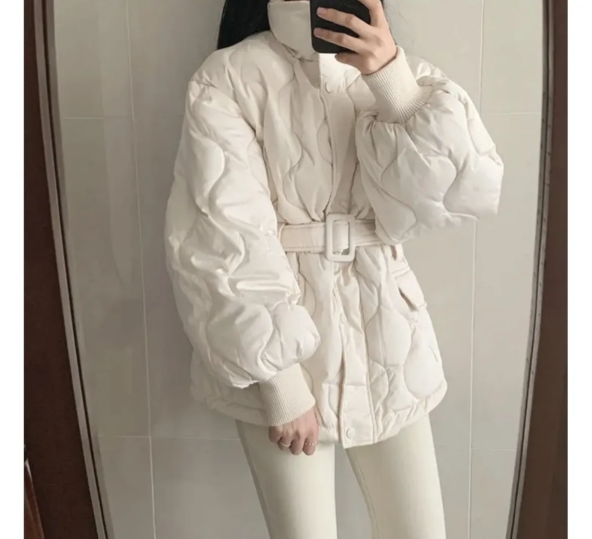 Women Winter Warm Thick Cotton Coat 2025 New Women With Belt Stand Collar Cotton Padded Jacket Korean Loose Women Parka Outwear