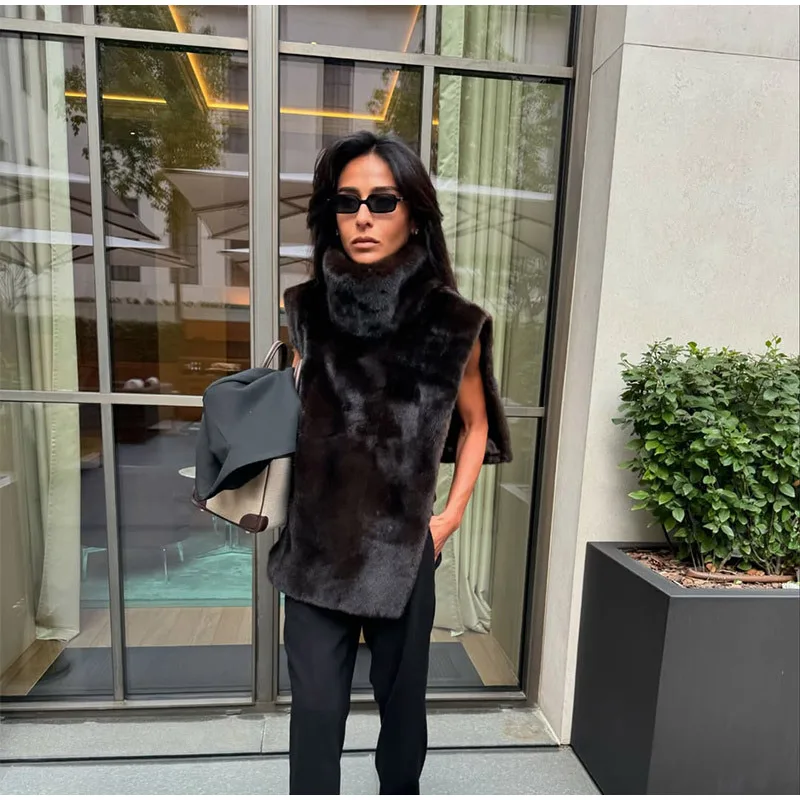 Street Faux Fur Collar Cropped Coats Women Loose Full Sleeve Single Breasted Thicken Jacket 2026 Winter Lady Chic Furry Outwear
