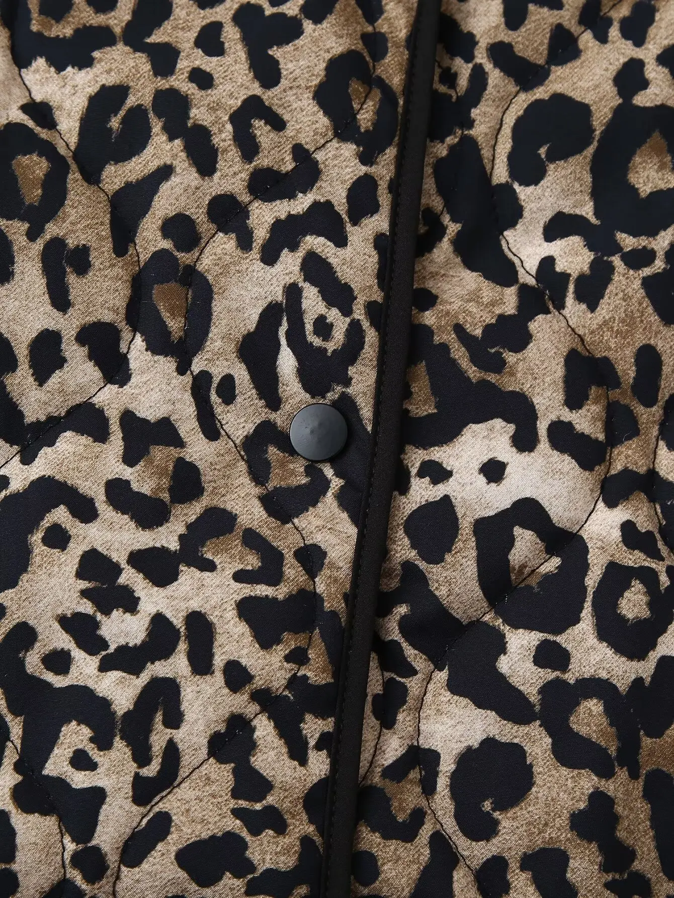 ZEVITY 2024 Women Vintage Leopard Print Quilted Cotton Jacket Female Chic Long Sleeve Buttons Casual Slim Coat Tops CT6287