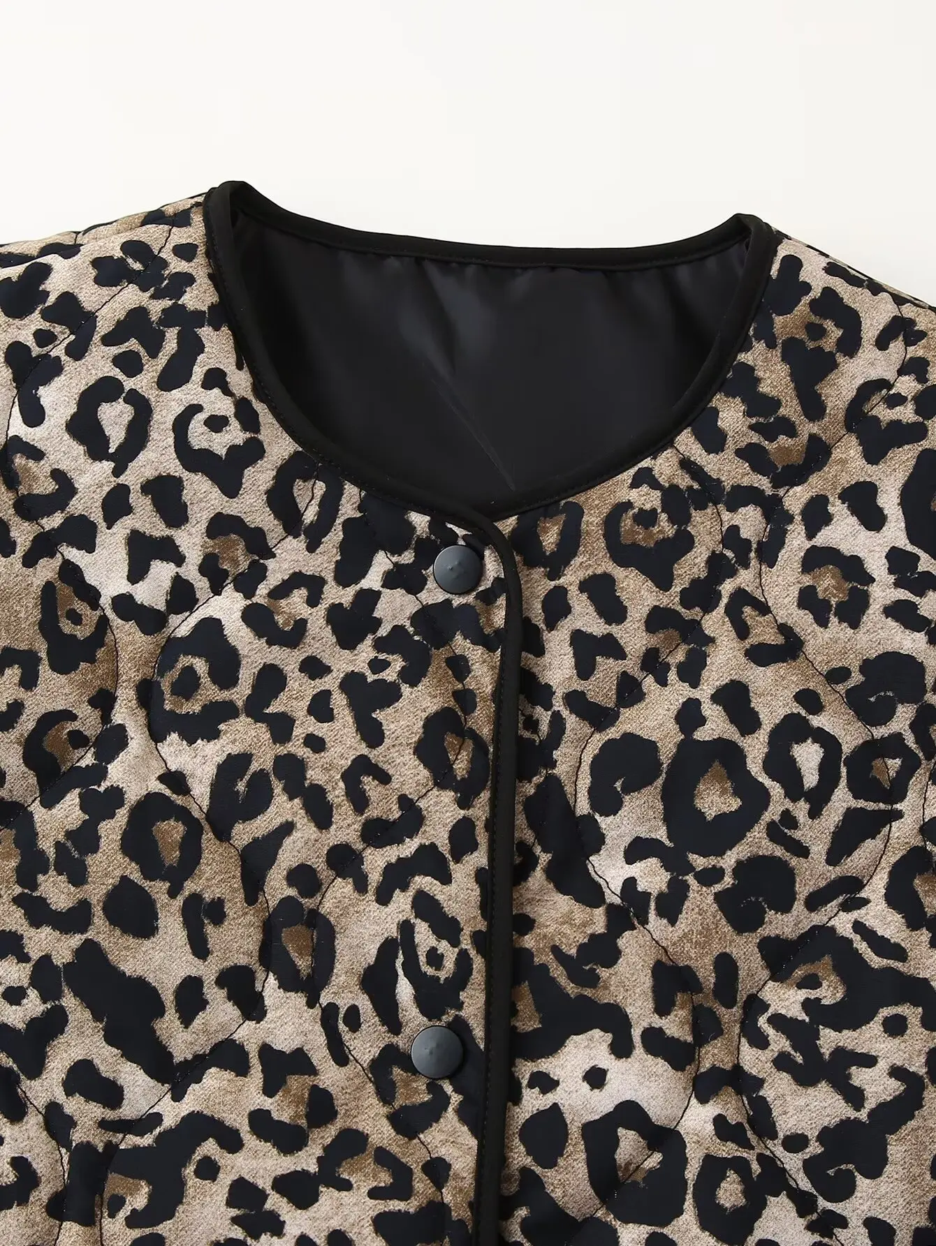 ZEVITY 2024 Women Vintage Leopard Print Quilted Cotton Jacket Female Chic Long Sleeve Buttons Casual Slim Coat Tops CT6287