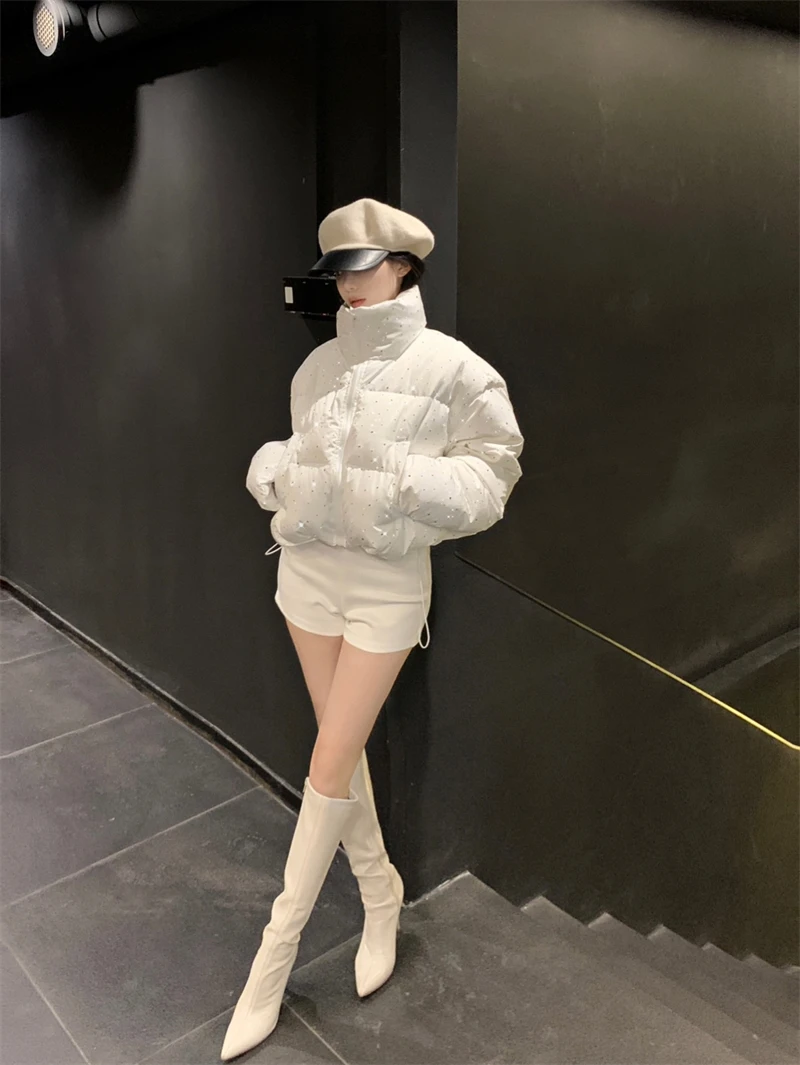 ZAROY Women Thick Warm Cotton Short Jacket Rhinestones Winter Stand Collar Down Coat Shiny Crystal Cropped Puffer Parka Пуховики