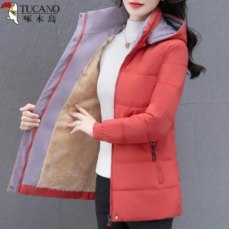 Detachable Hooded Parka Windproof jacket Female's winter jacket plush and Thickened High-End Women's Short Cotton Coat Patchwork