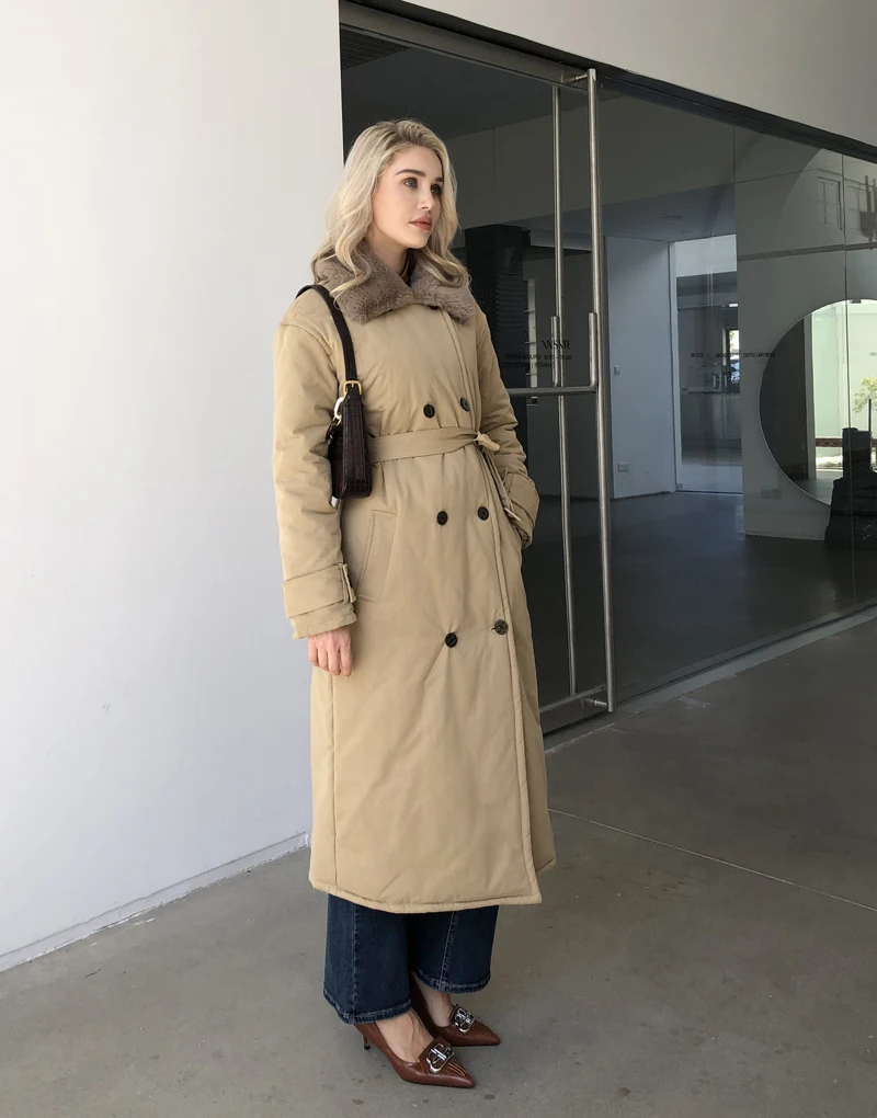 2025 Women Winter Stylish Thick Warm Fur collar Long Parka Runway Designer long Coat Female Overcoat