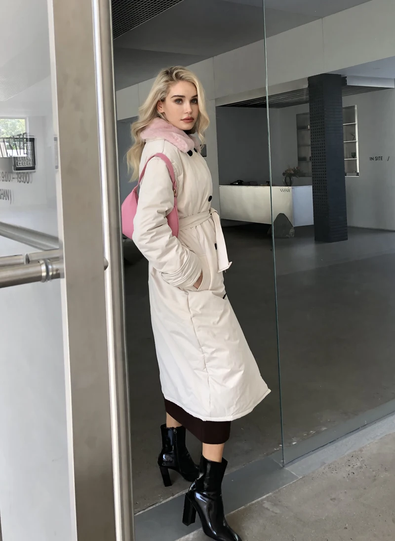 2025 Women Winter Stylish Thick Warm Fur collar Long Parka Runway Designer long Coat Female Overcoat