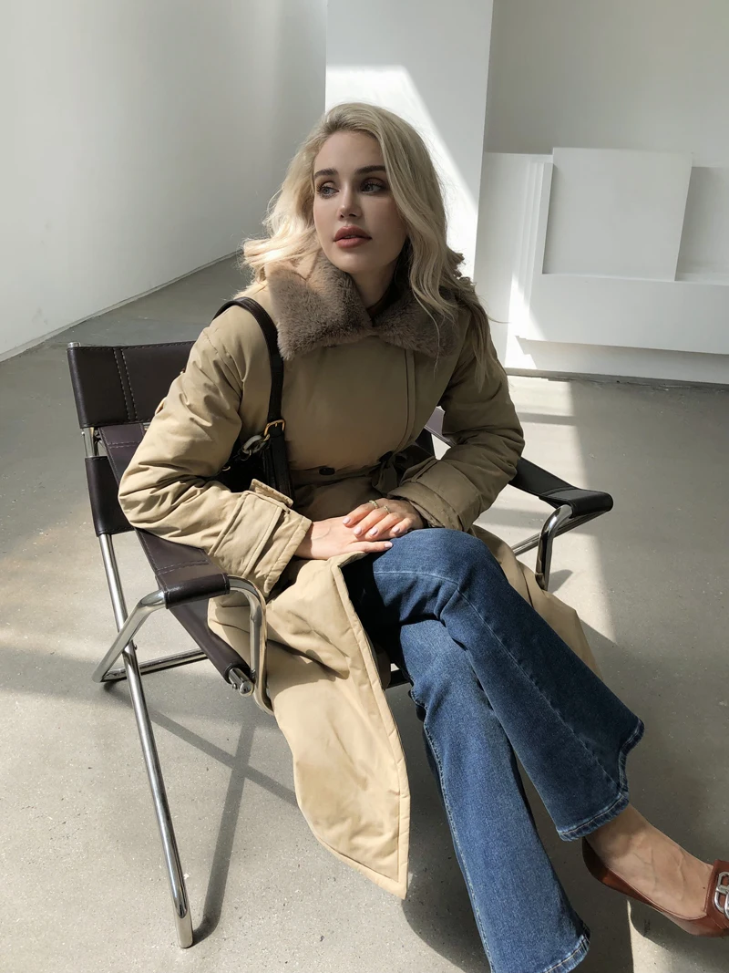 2025 Women Winter Stylish Thick Warm Fur collar Long Parka Runway Designer long Coat Female Overcoat