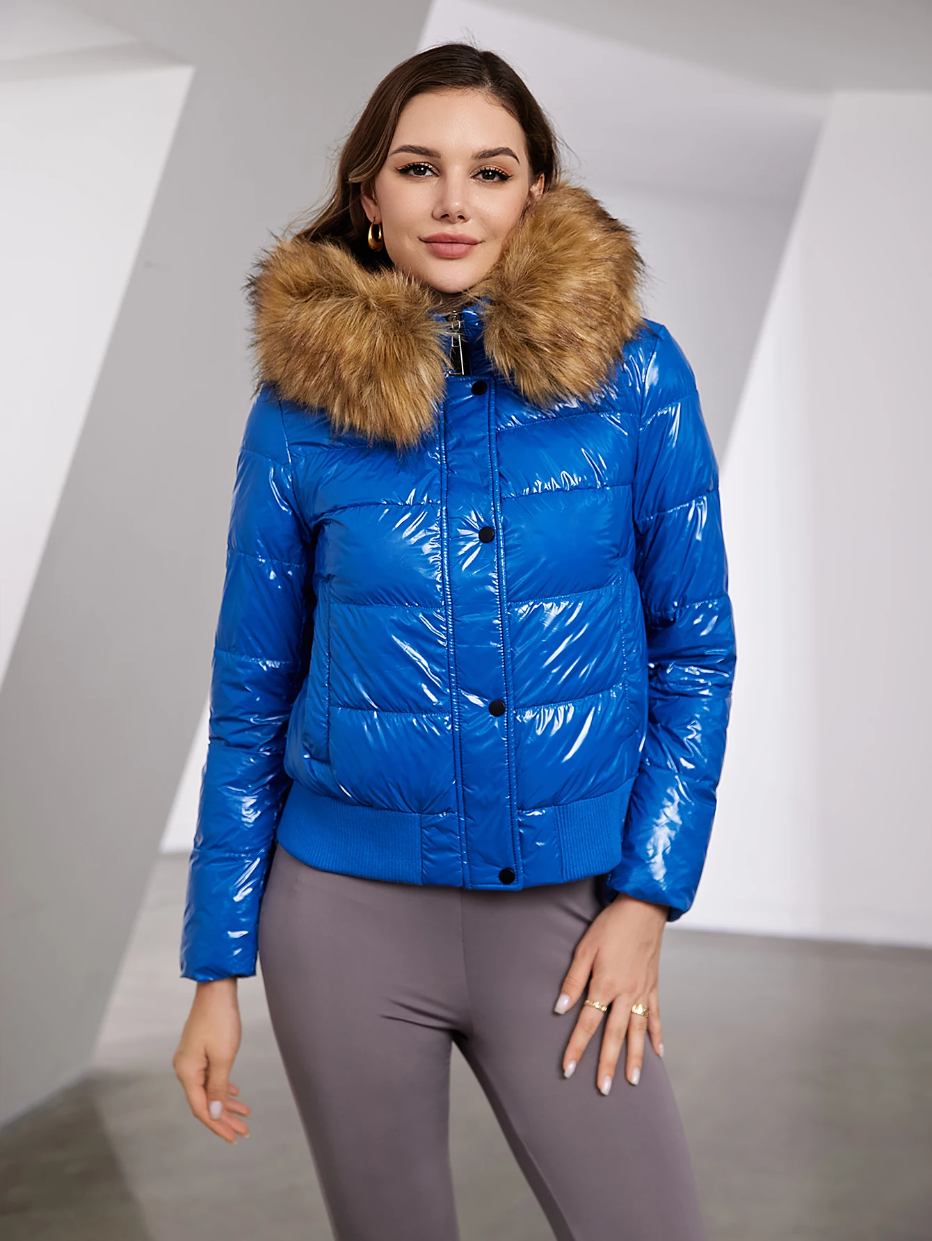 Astrid Large Natural Raccoon Fox Fur Hooded 2023 Winter warm Thick Coat Women Short Down Jacket Puffer fashion Female Parkas