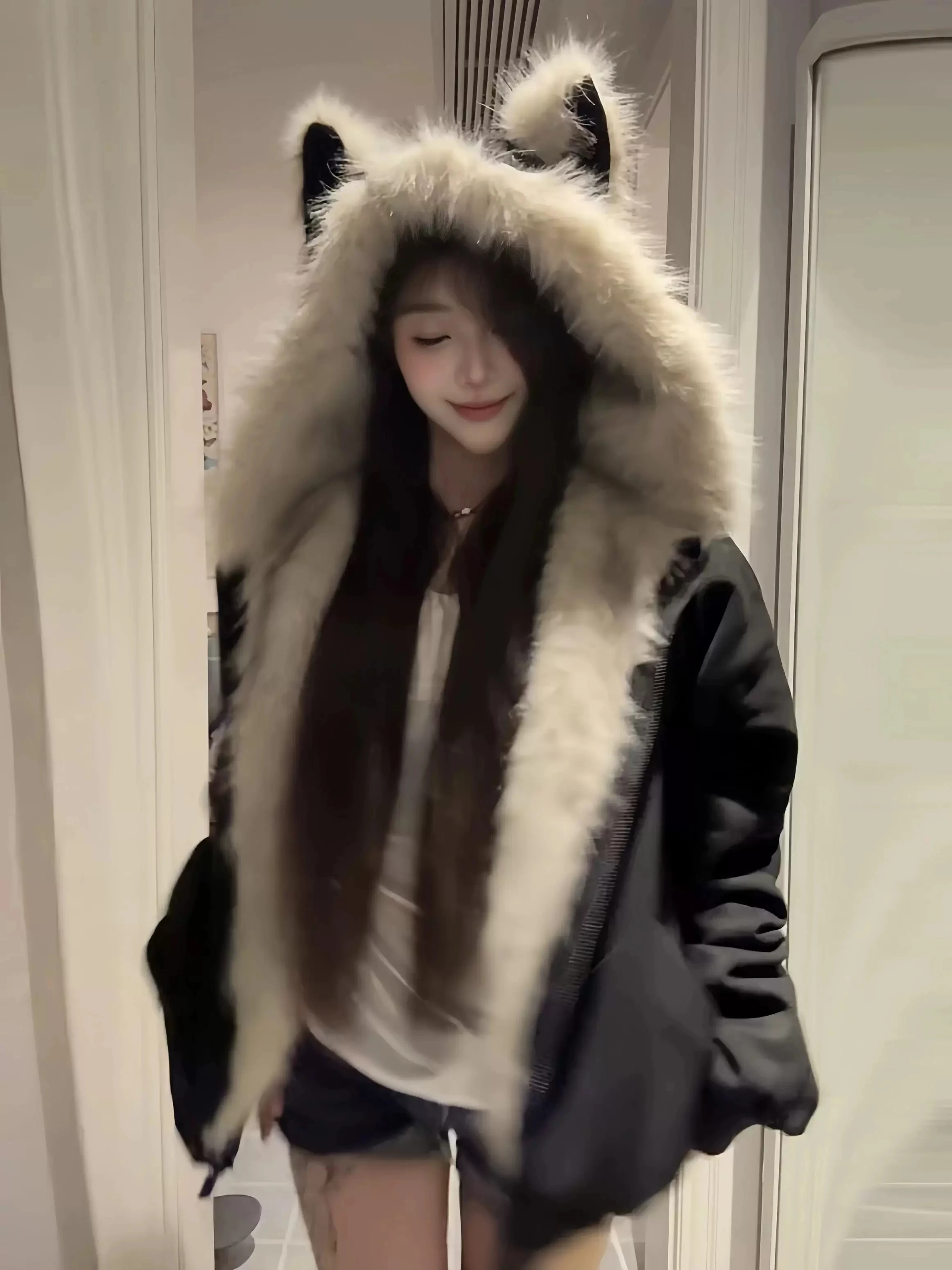 Winter New Elegant Liner Fur Loose Coat Women Y2k Fur Collar Hood Thick Fashion Parkas Casual Outerwear Cotton Padded Jackets