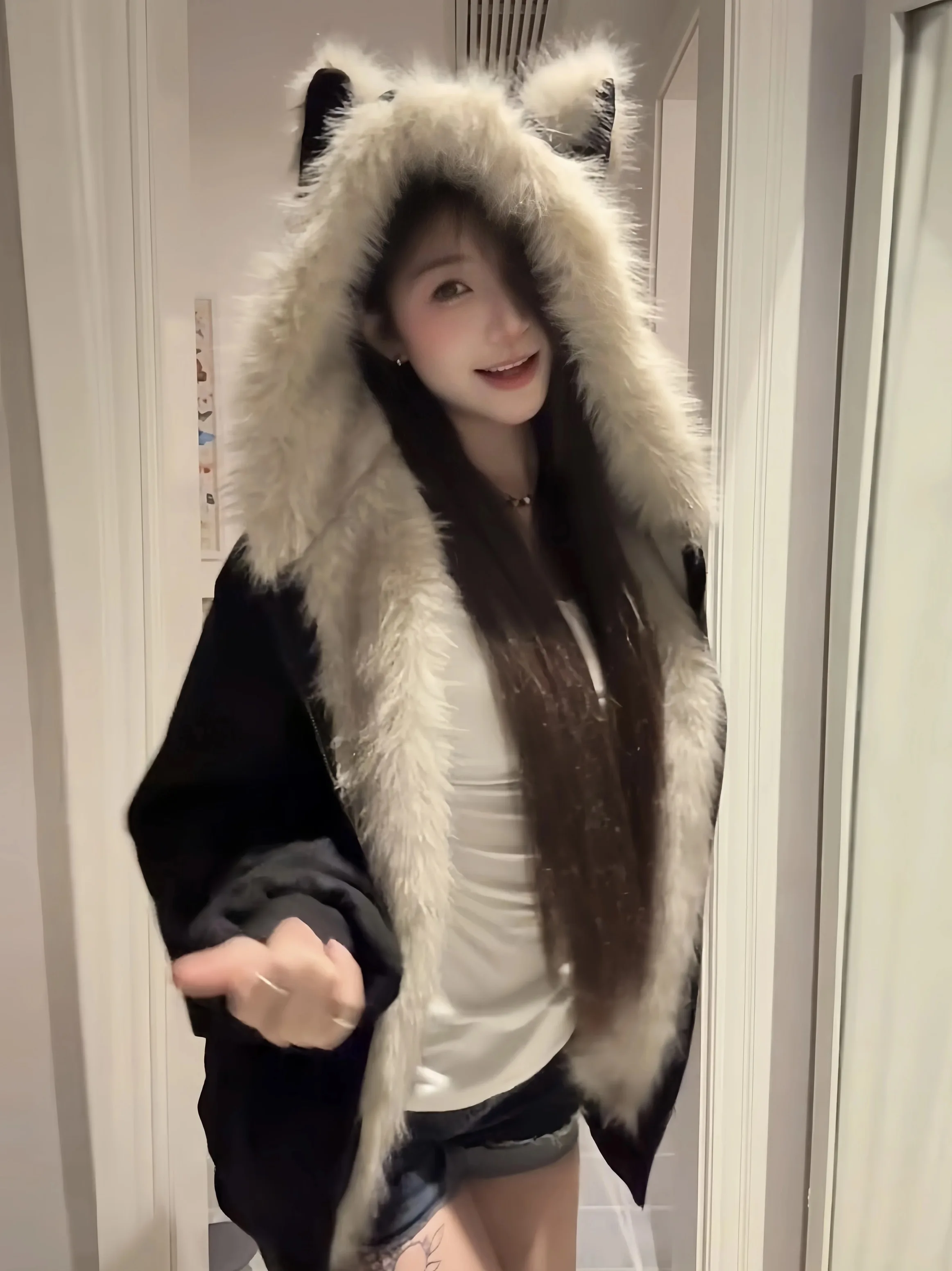 Winter New Elegant Liner Fur Loose Coat Women Y2k Fur Collar Hood Thick Fashion Parkas Casual Outerwear Cotton Padded Jackets