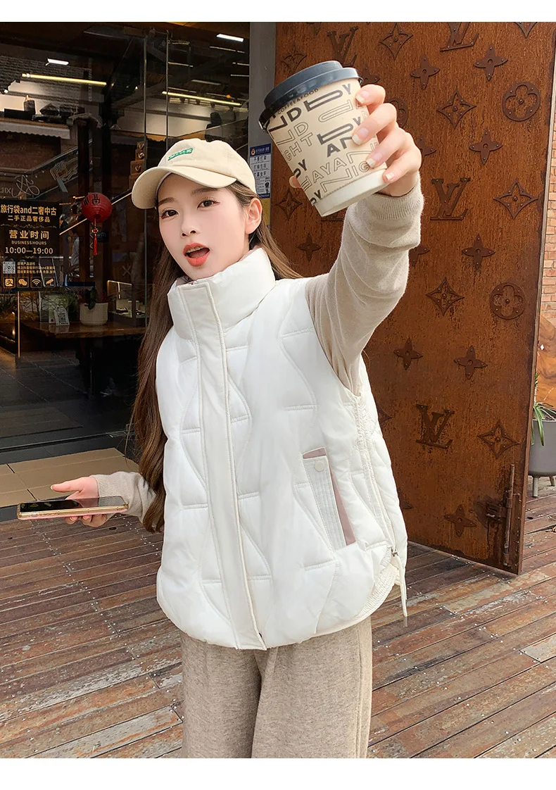 Stand Collar Quilted Puffer Vest Women Sleeveless Gilet Drawstring Hem Side Pockets Relaxed Silhouette Daily Outerwear Trendy