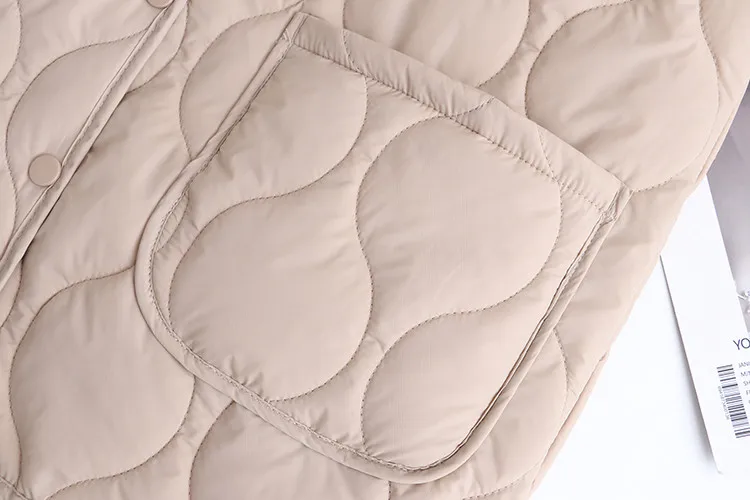 Oversize Women Lightweight Cotton Coat 2025 New Middle-Aged Women Loose Cotton Padded Jacket Women Quilted Jacket Thin Outerwear