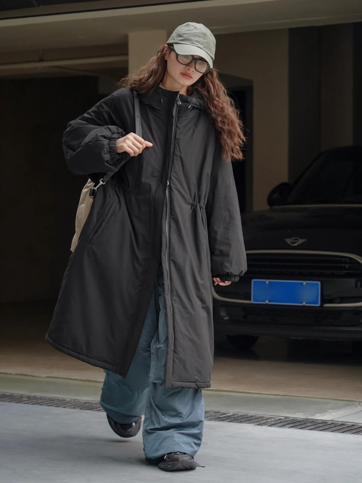 [LANMREM] Hooded Cotton Coats For Women Thick Warm Outdoors Outwear Streetwear Female Warm Clothing 2025 Winter New 26C881