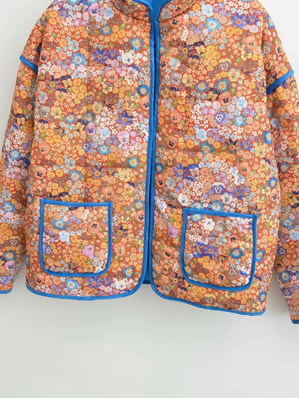 New 2026 Autumn Women's Fashion Reversible Quilted Jacket Vintage Floral Print Long Sleeve Cardigan Coat Chic Woman Streetwear