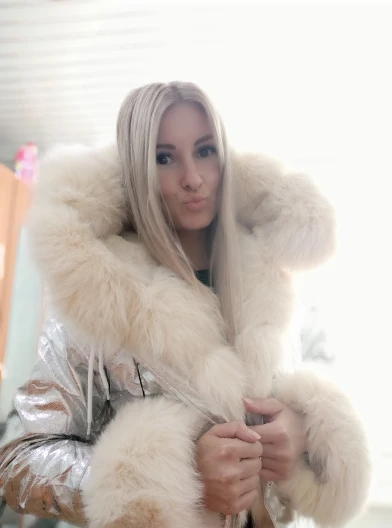 Maomaokong Winter Women Luxur Beige Fur Coat Natural Real Fox Fur Waterproof Jacket Hooded Thick Warm Fashion Long Black Parkas