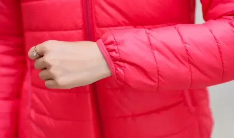 Jackets for Women Quilted Padded Lightweight Puffer Woman Coat Hoodie Short Yellow Thick Padding Feather Cropped Cute Modern Hot