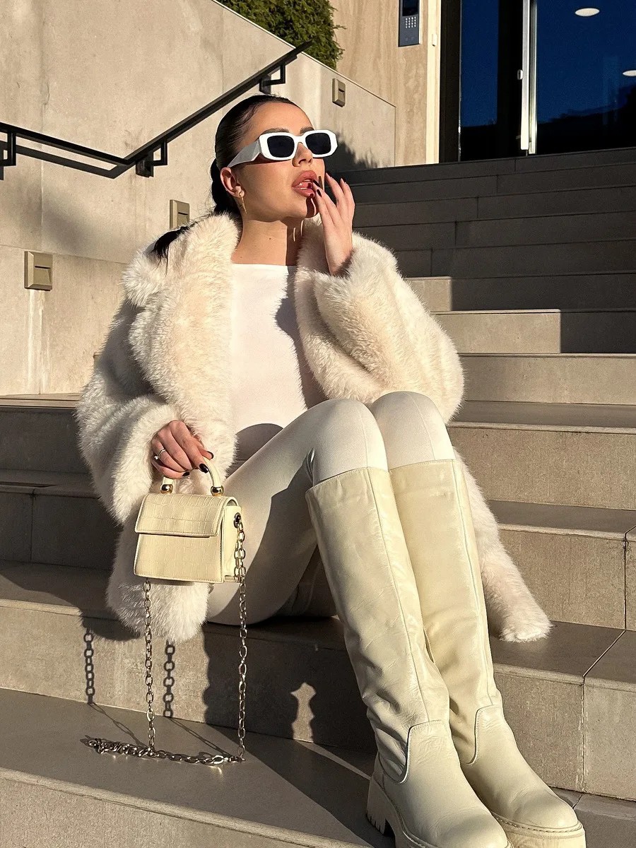 Winter Faux Fur Coat Women Fluffy Women Winter Jacket Long Sleeve Warm Woman Coat High Quality Luxury Outerwears Coats for Woman
