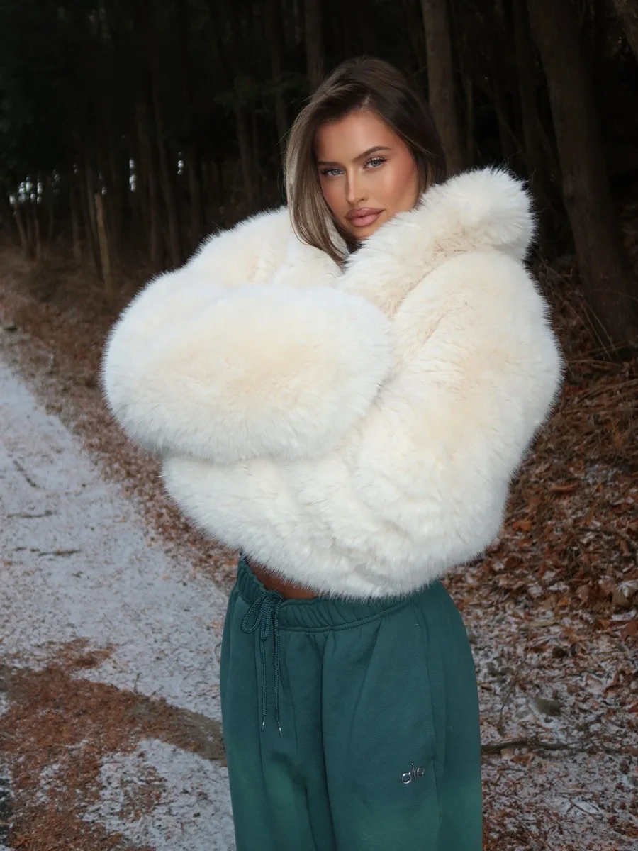 Winter Street Faux Fur Jacket Women Lapel Collar Long Sleeve Thick Furry Short Outerwear High Quality Warm Fluffy Coat