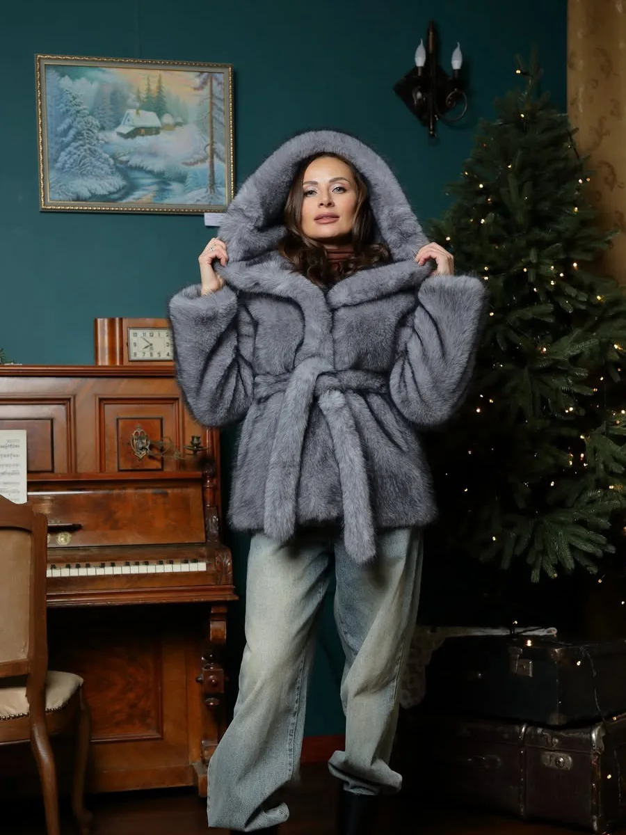 Winter Fashion Grey Hooded Faux Fur Coat Women Waist Belted Fluffy Plush Short Overcoat Winter High Quality Warm Thick Outerwear