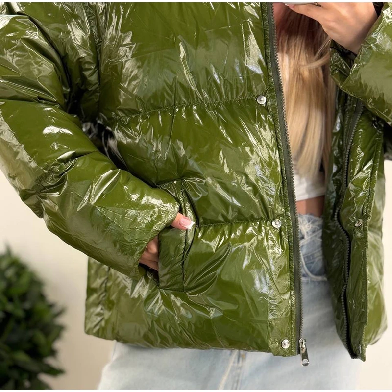 Fashion Glossy Detachable Hood Puffer Jacket Women Full Sleeves Zip Pockets Quilted Coat 2026 Winter New Lady Casual Outerwear