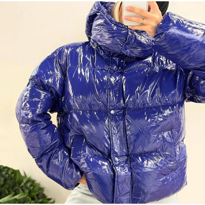 Fashion Glossy Detachable Hood Puffer Jacket Women Full Sleeves Zip Pockets Quilted Coat 2026 Winter New Lady Casual Outerwear