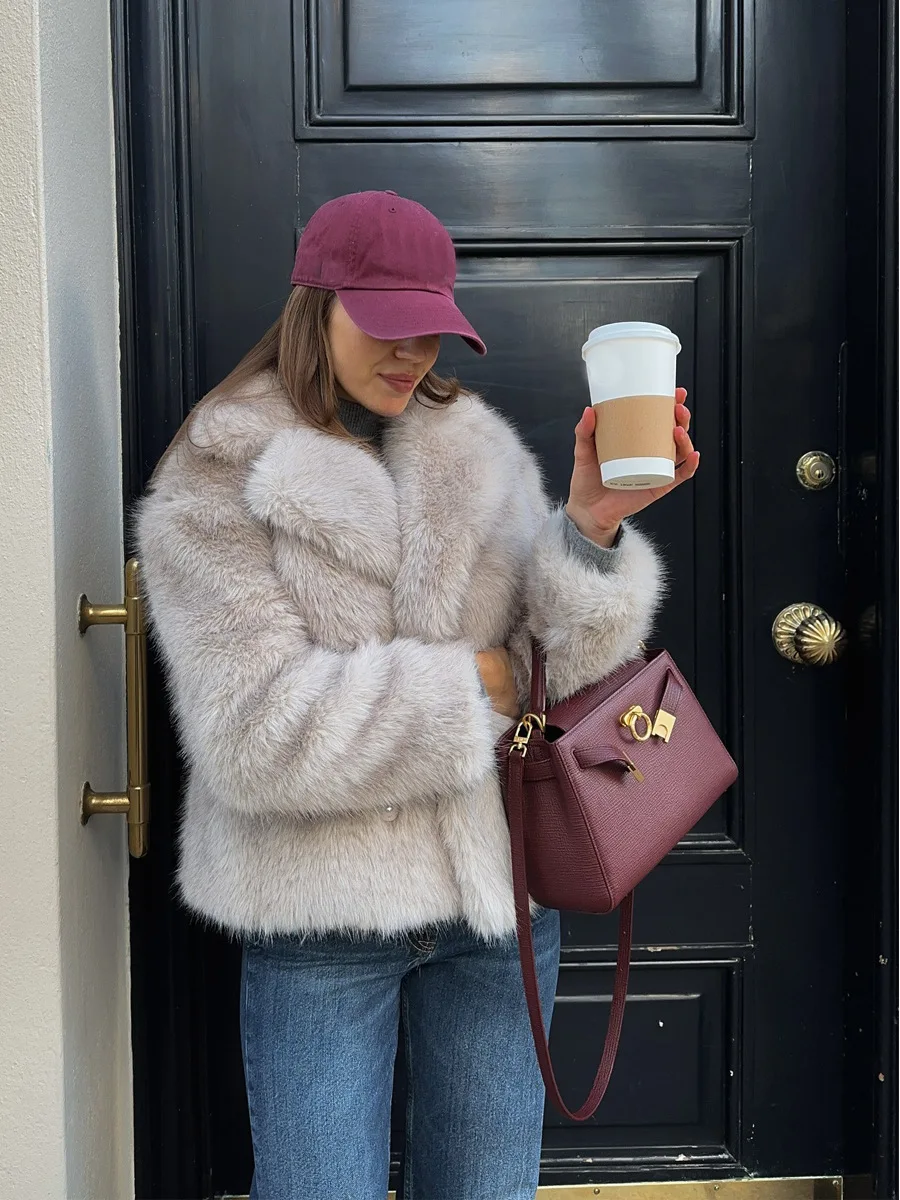 Winter High Quality Fury Plush Jacket Overcoat Female Thick Warm Faux Fur Coat Women Big Lapel Loose Short Fluffy Fur Jacket