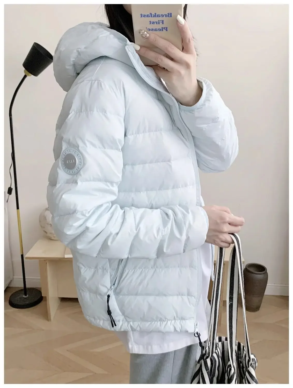 Winter 2026 New Hooded Warm Cotton Padded Coat Female Thin Down Jacket Women Parkas Fashion Simple Outwear Temperament Overwear