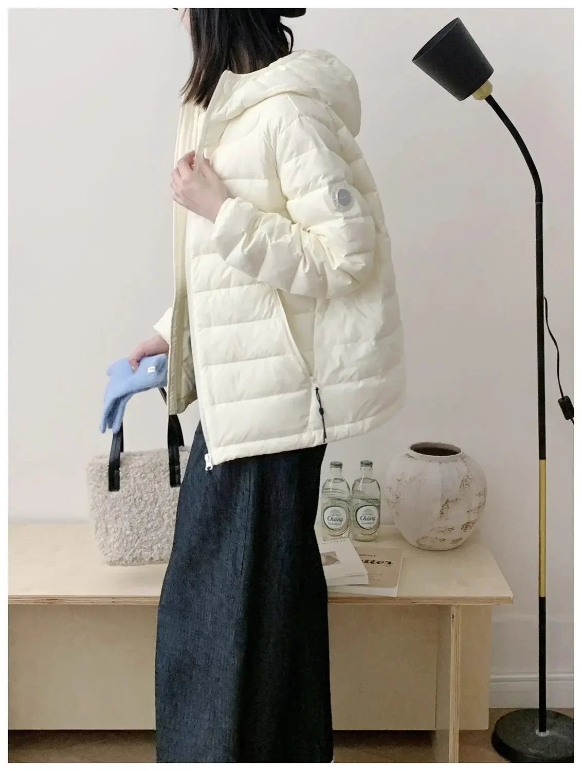 Winter 2026 New Hooded Warm Cotton Padded Coat Female Thin Down Jacket Women Parkas Fashion Simple Outwear Temperament Overwear