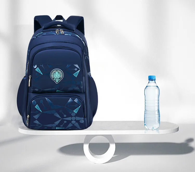 Kids backpack Primary children School Bags For Boys large orthopedic Backpack Waterproof Schoolbag big Book Bag mochila infantil