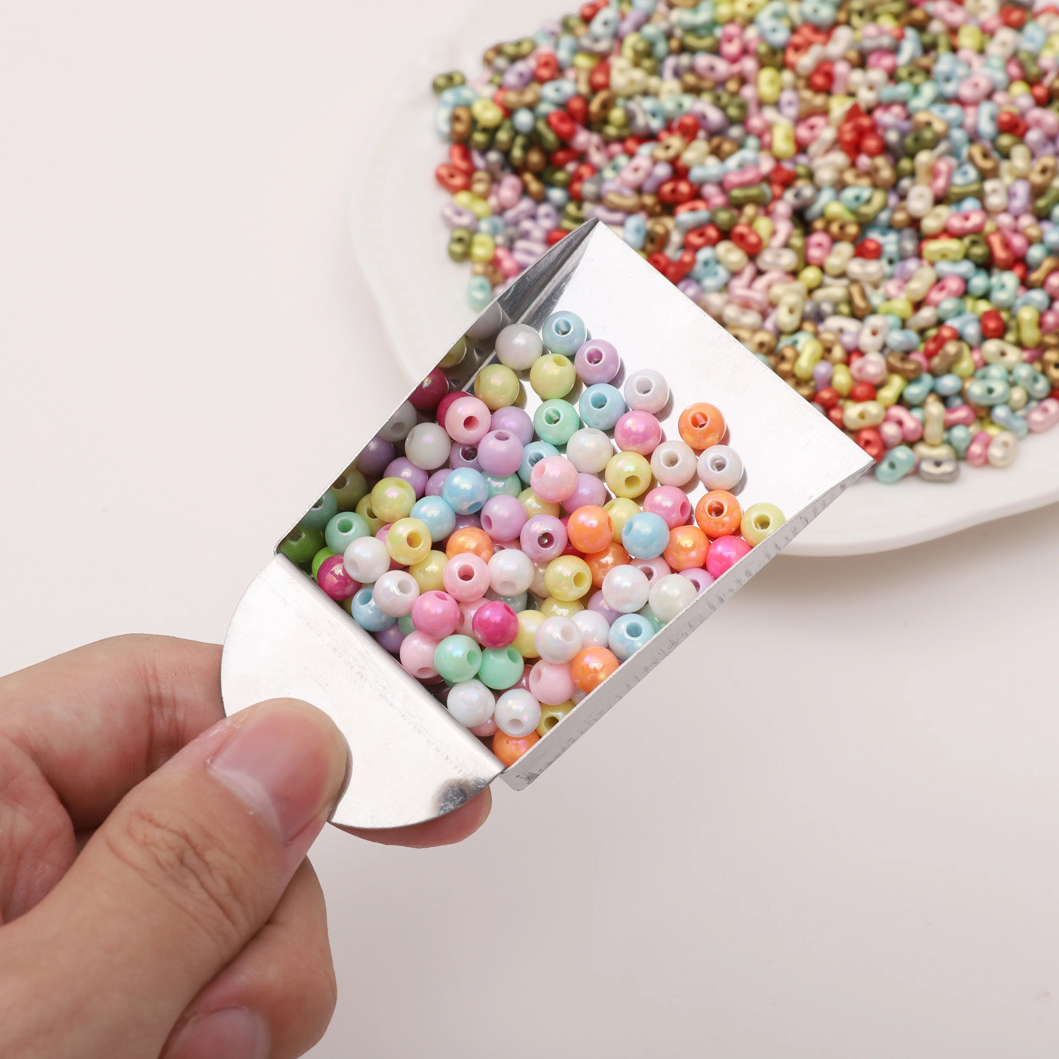 1Pc Stainless Steel Bead Shove Bead Scoop Small Spoon Pearl Shovel Tool for DIY Jewelry Beading Bead Collection and Organization