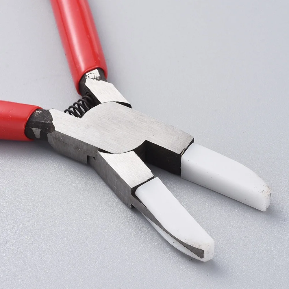 Pandahall Carbon Steel Jewelry Pliers Red Flat Nose Plier with Cover for Jewelry DIY Making Tools 142x98x8mm