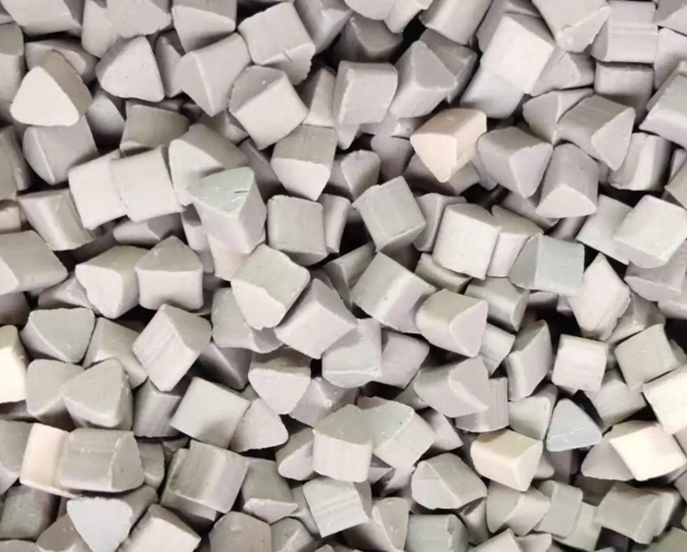450g Jewelry Polishing Media Ceramic Stone Abrasive Material For Rotary Vibration Tumbler Machine Jewellery Making Tools