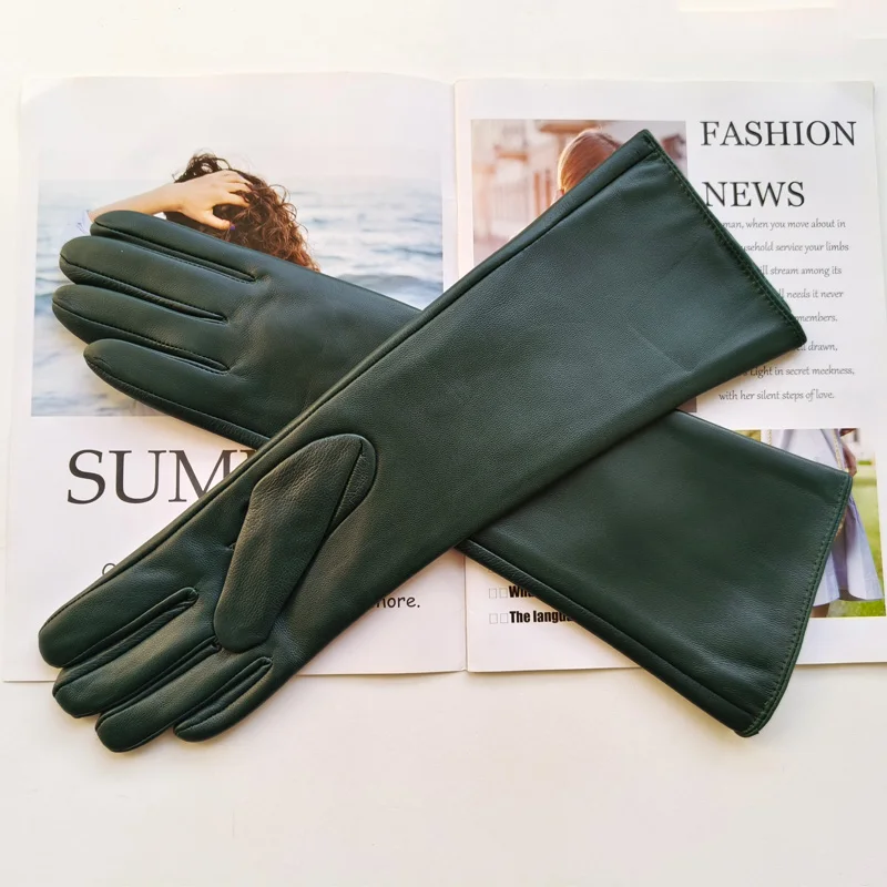 New Women's Long Sheepskin Gloves with Plush Insulation and Windproof Leather Gloves for Driving