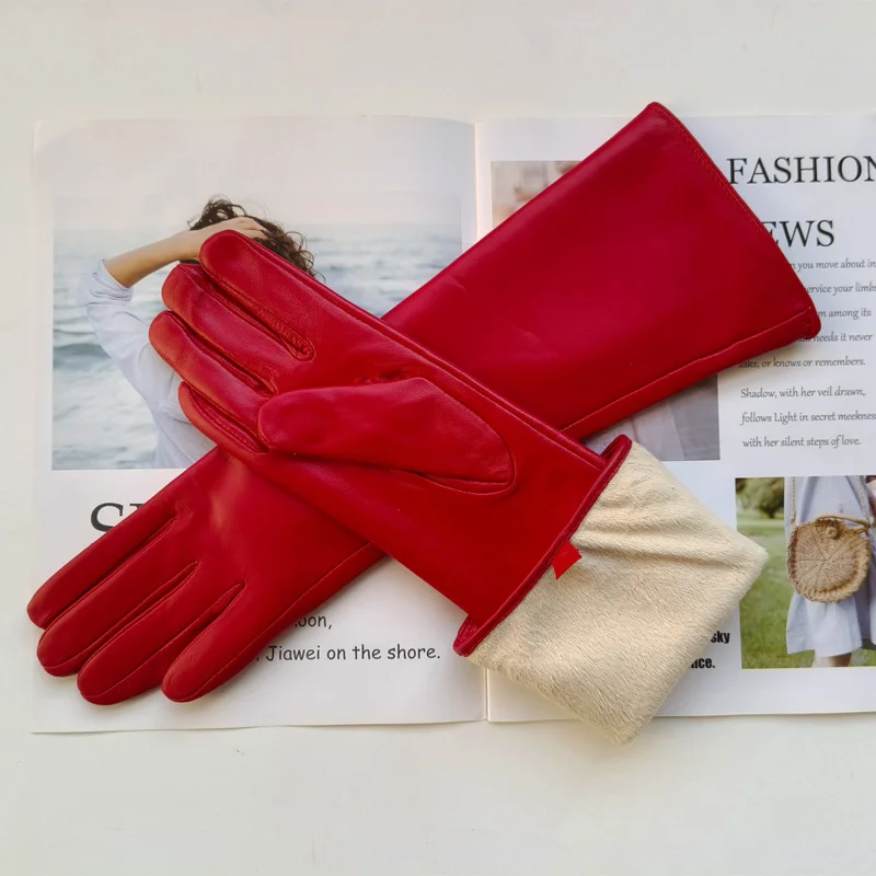 New Women's Long Sheepskin Gloves with Plush Insulation and Windproof Leather Gloves for Driving