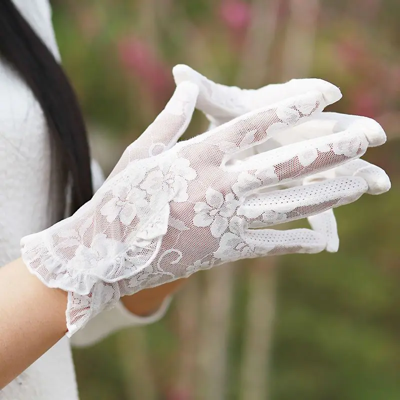 Women Summer Thin Lace Ruffle Edge Short Sexy Sunscreen Breathable Anti-skid Touch Screen Cycling Driving UV Gloves
