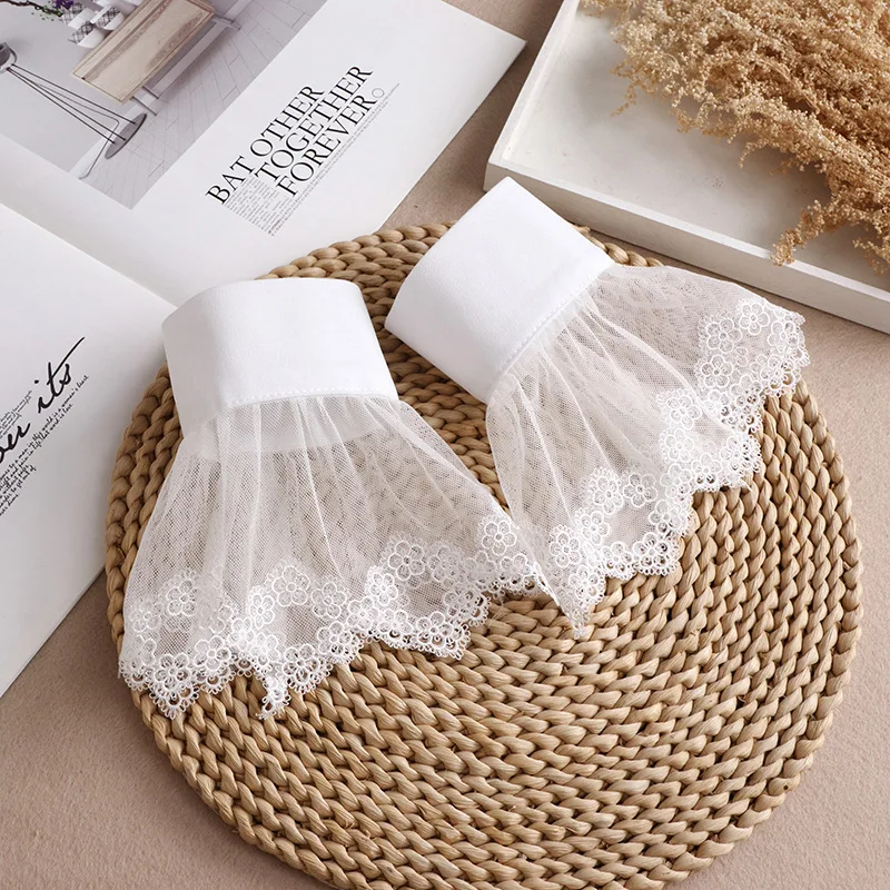Women Flower Lace White Black Cuffs Detachable Fake Sleeves Wedding Bridal Gowns Accessories Sweater Cuff Decorative Accessories