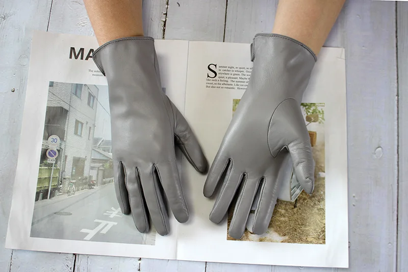 Summer Driving Sheepskin Gloves for Women Touch Screen Color Genuine Leather Fashionable and Simple Motorcycle Riding Gloves