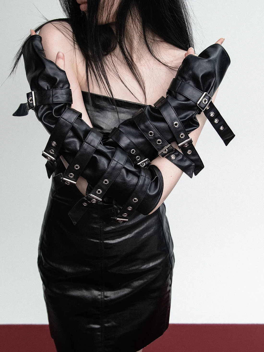 Gothic Punk Pu Leather Long Gloves Woman Techwear Style Adjustable Leather Strap Fingerless Gloves Hip Hop Cosplay Arm Sleeves
