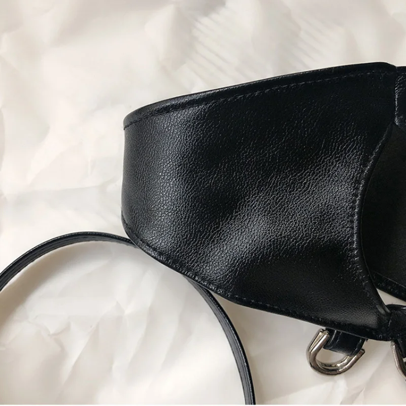 Women Sexy Black Half-Finger Gothic Punk Style Strap Leather Gloves Fingerless Hip-Hop Cosplay Stage Perfermence Accessories