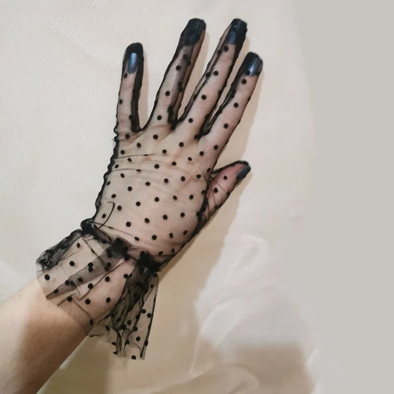 1 Pair Lace Gloves Fashion Autumn Summer Women Short Tulle Stretchy Lotus Leaf Sheers Flexible Mesh Gloves Full Finger