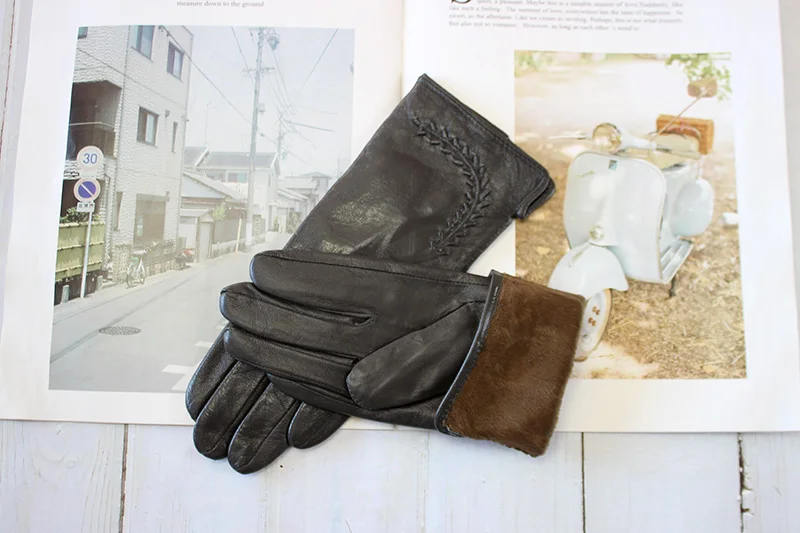 Women's Winter Warm Color Leather Gloves Fashion Striped Style Windproof Sheepskin Velvet Lining Driving Gloves