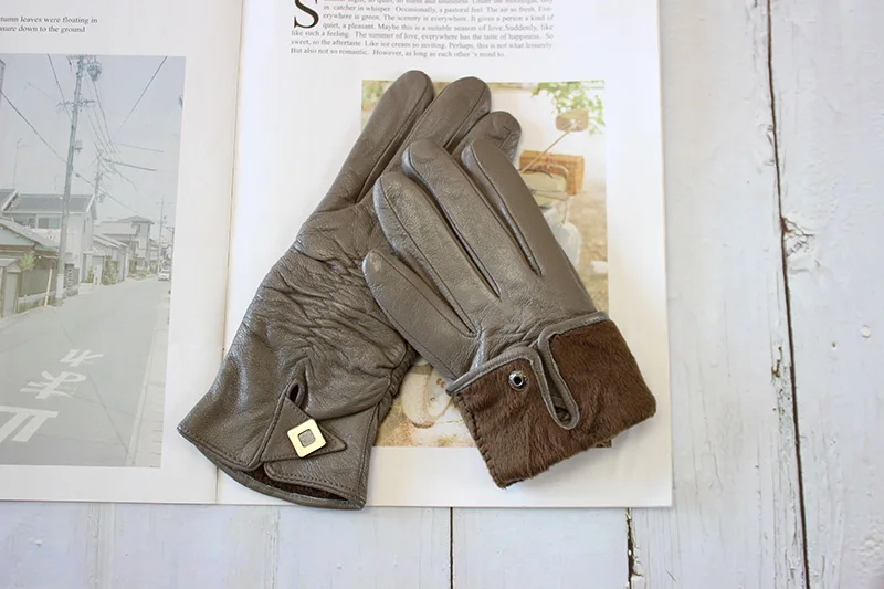 Women's Winter Warm Color Leather Gloves Fashion Striped Style Windproof Sheepskin Velvet Lining Driving Gloves