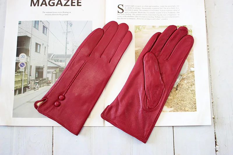 Women's Winter Warm Color Leather Gloves Fashion Striped Style Windproof Sheepskin Velvet Lining Driving Gloves