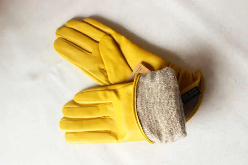 Women's Sheepskin Leather Gloves With Velvet Lining For Warmth in Autumn and Winter Outdoor Anti Cold Motorcycle Driving Gloves