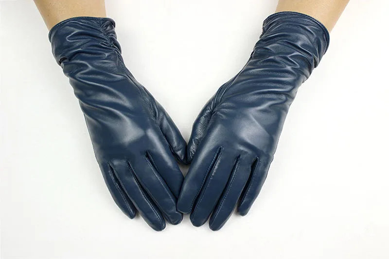 Women's Sheepskin Leather Gloves With Velvet Lining For Warmth in Autumn and Winter Outdoor Anti Cold Motorcycle Driving Gloves