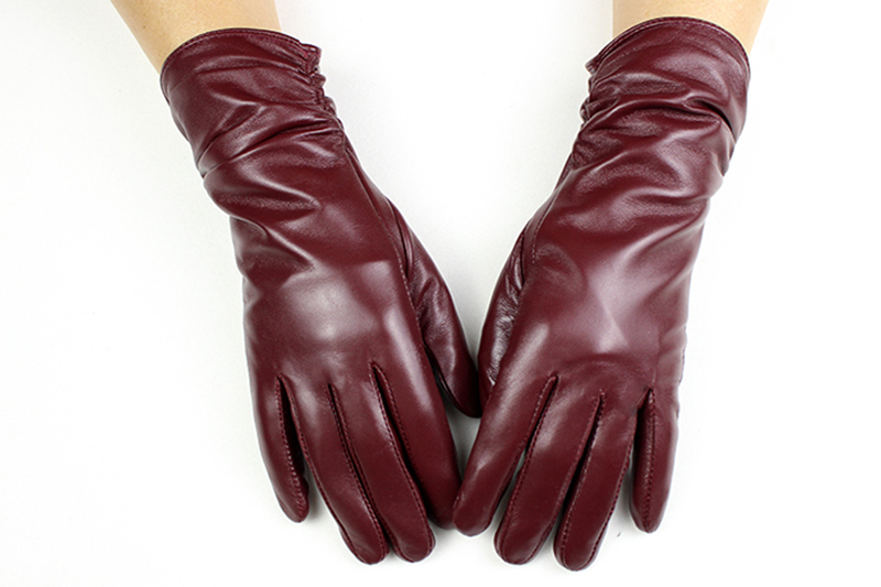 Women's Sheepskin Leather Gloves With Velvet Lining For Warmth in Autumn and Winter Outdoor Anti Cold Motorcycle Driving Gloves