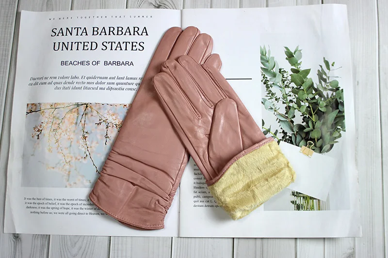 Women's Sheepskin Leather Gloves With Velvet Lining For Warmth in Autumn and Winter Outdoor Anti Cold Motorcycle Driving Gloves