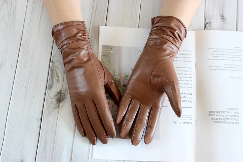 Women's Sheepskin Leather Gloves With Velvet Lining For Warmth in Autumn and Winter Outdoor Anti Cold Motorcycle Driving Gloves