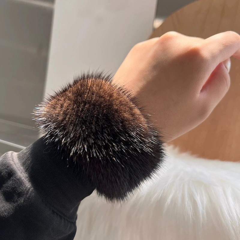 Real Mink Fur Cuffs Sex Hand Arm Warmers Natural Mink Fur Cuffs Wristbands Female Warm Rabbit Hair for Women Manga