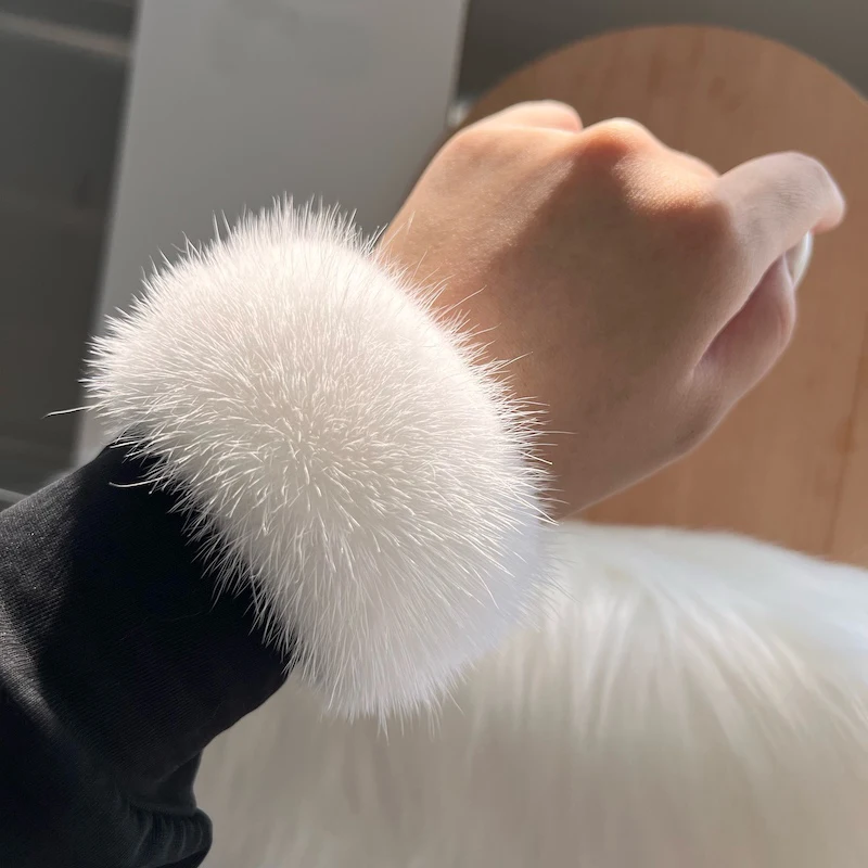 Real Mink Fur Cuffs Sex Hand Arm Warmers Natural Mink Fur Cuffs Wristbands Female Warm Rabbit Hair for Women Manga