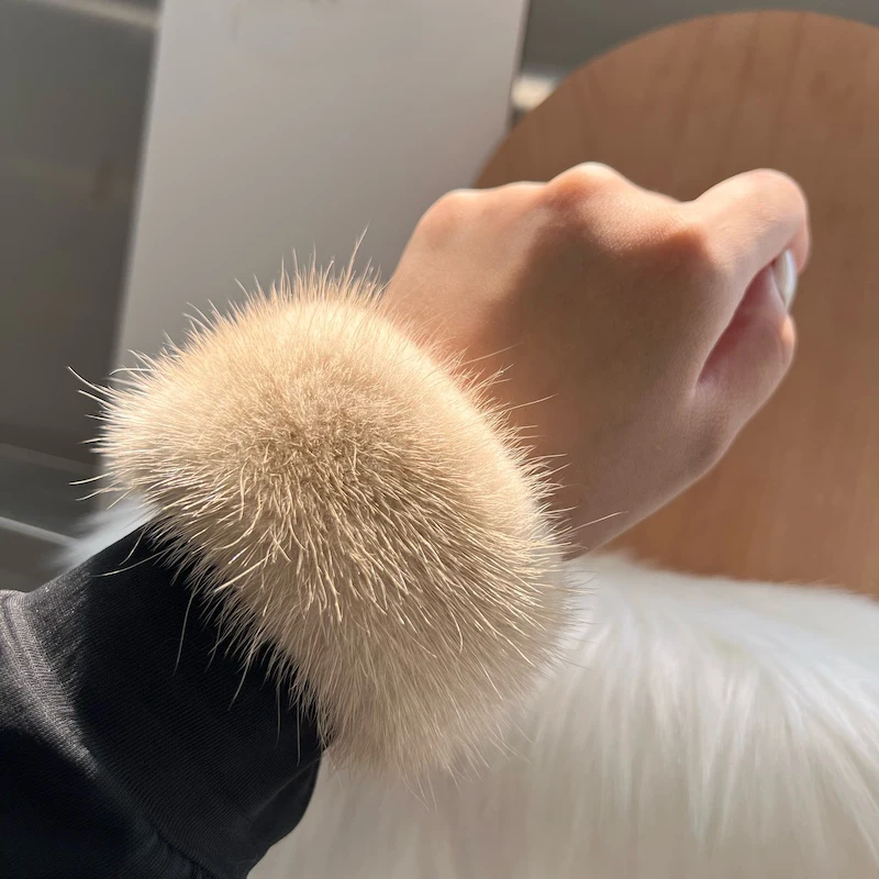 Real Mink Fur Cuffs Sex Hand Arm Warmers Natural Mink Fur Cuffs Wristbands Female Warm Rabbit Hair for Women Manga